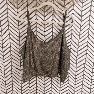 Sequins cropped tank.